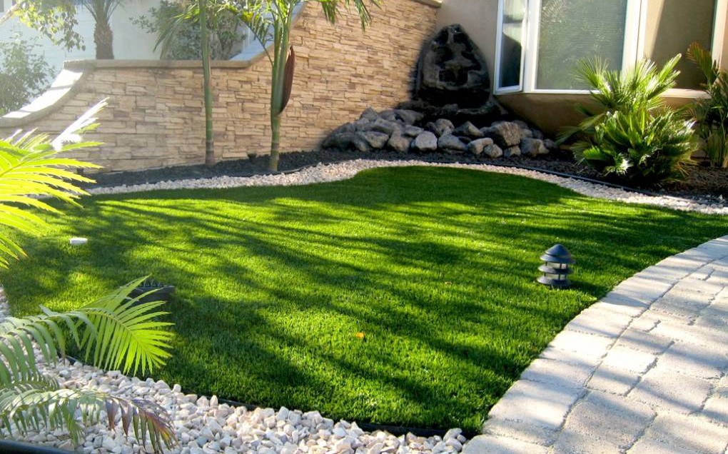 3 Advantages of having an Artificial Grass Lawn in Dubai. VU